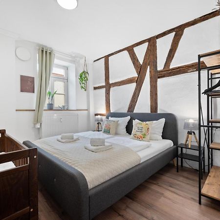 Backhome - Business&Family - Fantastische Schlosslage, Smarttv, Netflix, 50Qm, 24H Checkin - Apartment 1 루드빅스부르크 외부 사진